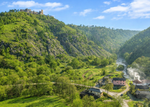 Predaj stavebného pozemku vo Višňovom, 826 m2