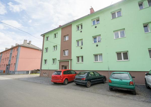 REZERVOVANÉ - Na predaj 2 - izbový byt po rekonštrukcii v obci Banská Belá