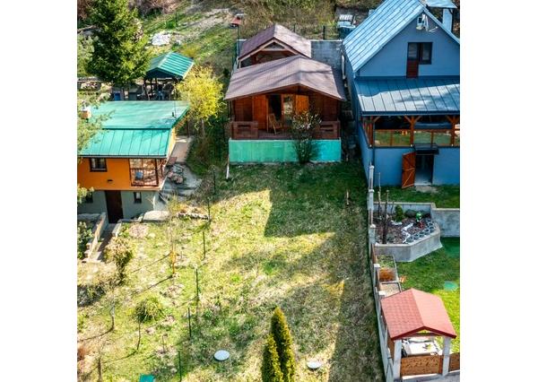 Ponúkam na predaj chatu v obci Brestov, 7km od mesta Humenné