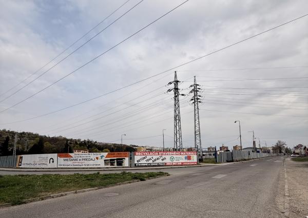 Priemyselný pozemok 2 500 m2 na Budovateľskej ul., Vranov n. T. na predaj