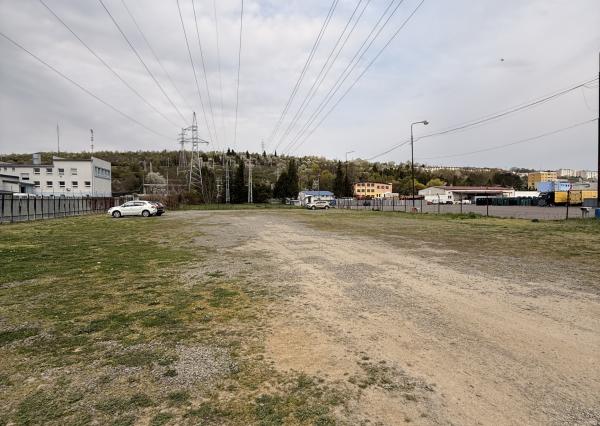Priemyselný pozemok 2 500 m2 na Budovateľskej ul., Vranov n. T. na predaj