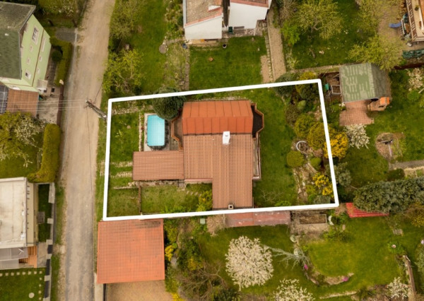REKREAČNÁ CHATA V SRDCI MALÝCH KARPÁT – PEZINOK, LEITNÉ