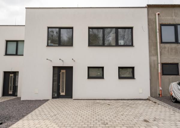 NA PREDAJ | Novostavby rodinných domov v radovej výstavbe – Ladzany (okres Krupina)