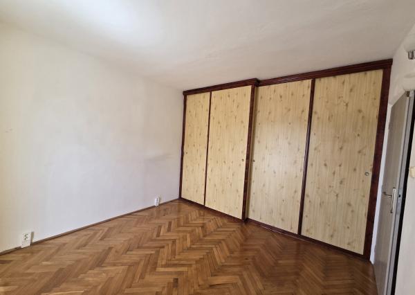 Exkluzívna ponuka! Ponúkam na prenájom 2.-izbový byt s balkónom v Poprade časť Západ ul. 29. Augusta