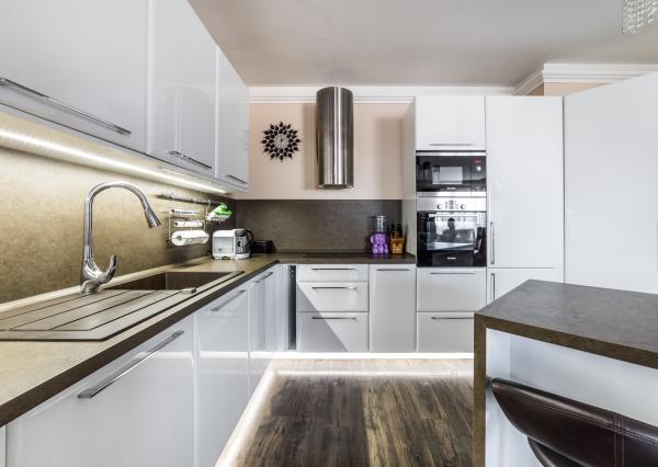 REZERVOVANÉ - 4-izbový, predaj, 94 m2, parking, Borovicový háj, Popradská, Košice