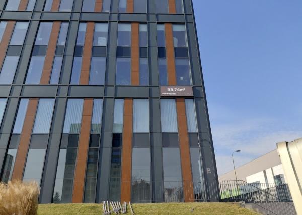 Nebytový priestor v business centre DUETT II o výmere 98,74m2 na 1.poschodí.