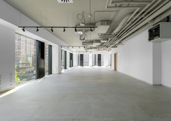 Moderný nebytový priestor open space o veľkosti 124,76 m2 v DUETT Business Residence na prenájom.