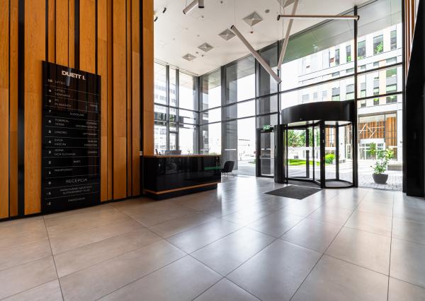 Moderný nebytový priestor open space o veľkosti 124,76 m2 v DUETT Business Residence na prenájom.