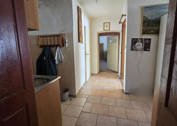 Exkluzívna ponuka! Ponúkam na predaj  menší rodinný dom v obci Vlachovo okres Rožňava