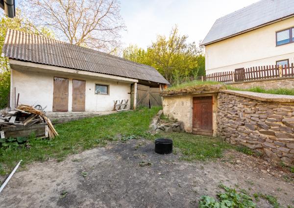 NA PREDAJ | Rodinný dom s potenciálom v obci Podhorie, okres Banská Štiavnica
