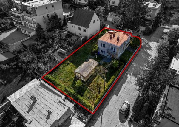 Na predaj rodinný dom s garážou, pozemok 817 m2, Hornoulická ulica, Bojnice
