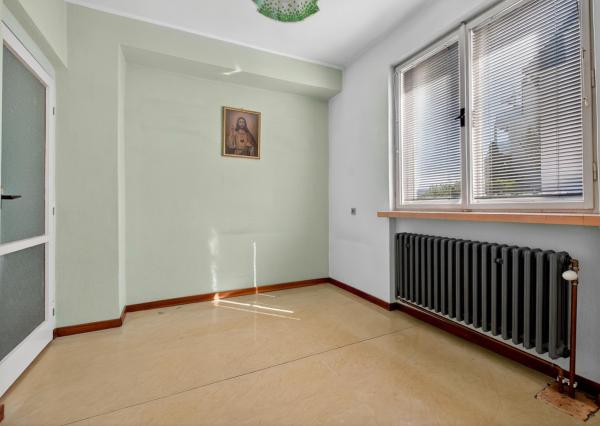 Na predaj rodinný dom s garážou, pozemok 817 m2, Hornoulická ulica, Bojnice