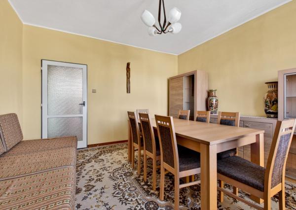 Na predaj rodinný dom s garážou, pozemok 817 m2, Hornoulická ulica, Bojnice