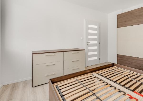 Prenájom 2-izbový byt 61 m2, Vajanského, Piešťany