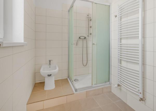 Prenájom 2-izbový byt 61 m2, Vajanského, Piešťany