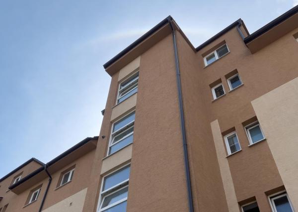 Prenájom 2-izbový byt 61 m2, Vajanského, Piešťany