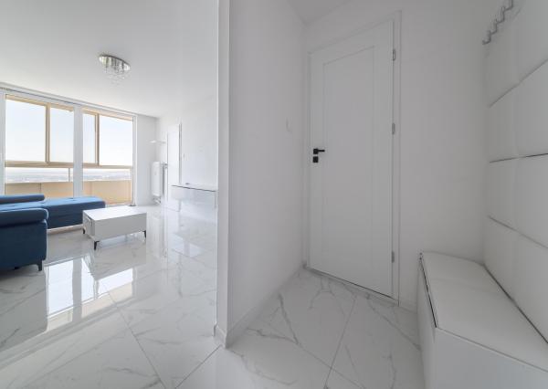 1,5-izbový, predaj, kompletná rekonštrukcia, 43 m2, pražský typ, loggia, Buzulucká, Košice