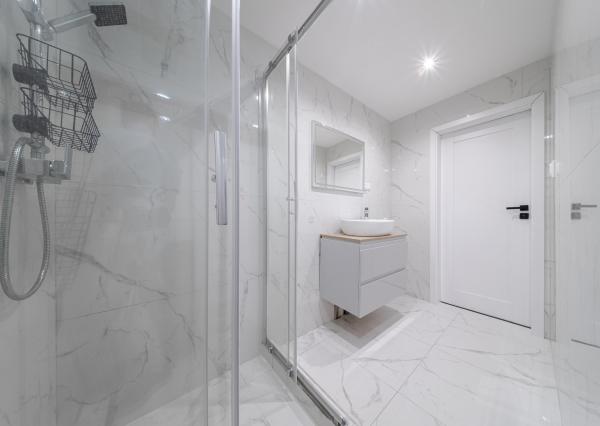 1,5-izbový, predaj, kompletná rekonštrukcia, 43 m2, pražský typ, loggia, Buzulucká, Košice