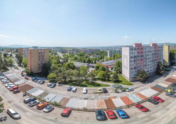 1,5-izbový, predaj, kompletná rekonštrukcia, 43 m2, pražský typ, loggia, Buzulucká, Košice