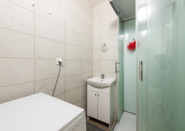 Ponúkame Vám na prenájom 2 izbový byt v širšom centre mesta Prešov