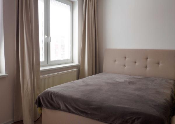Na prenájom 1-izbový byt s balkónom, 42 m2, Vyšehradská ulica, Bratislava-Petržalka