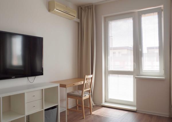 Na prenájom 1-izbový byt s balkónom, 42 m2, Vyšehradská ulica, Bratislava-Petržalka