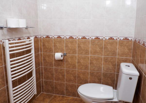 Na prenájom 1-izbový byt s balkónom, 42 m2, Vyšehradská ulica, Bratislava-Petržalka