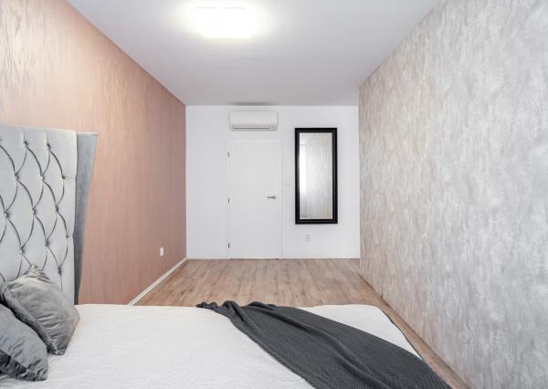 NA PREDAJ veľkometrážny 4-izbový byt 166,94 m² s parkovacím státím a 2 loggiami – Zámocká ulica