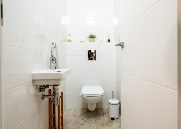 NA PREDAJ veľkometrážny 4-izbový byt 166,94 m² s parkovacím státím a 2 loggiami – Zámocká ulica
