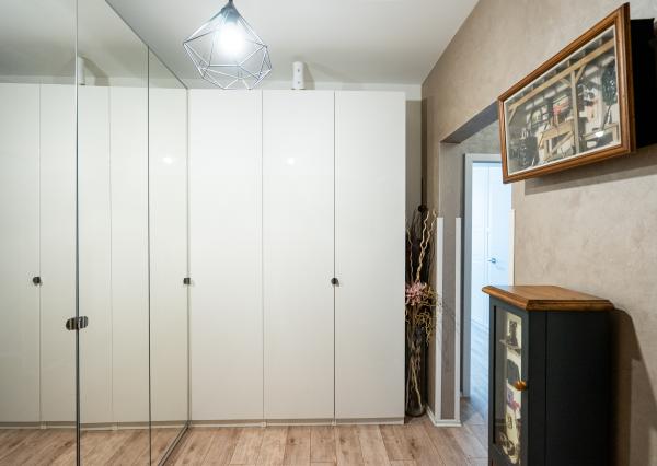 NA PREDAJ veľkometrážny 4-izbový byt 166,94 m² s parkovacím státím a 2 loggiami – Zámocká ulica