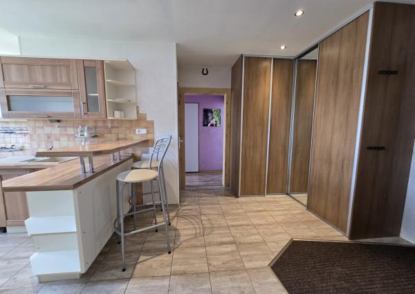 Exkluzívna ponuka! Ponúkam na predaj 4-izbový byt s balkónom v Poprade ul. Suchoňova