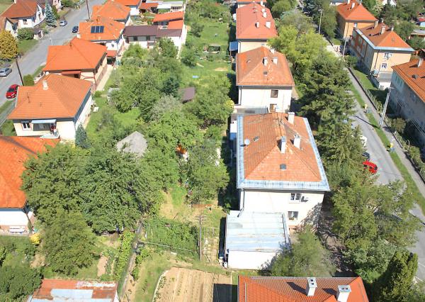 2,5 izb. byt s garážou a 2 záhradkami, Krupina