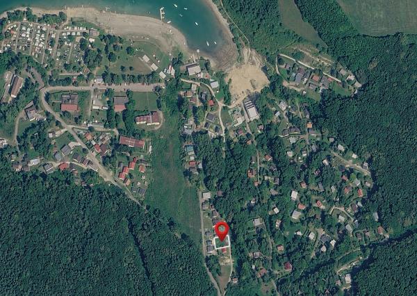Ponúkame na predaj  slnečný pozemok v lokalite Domaša, v tichom prostredí