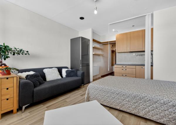 REZERVOVANÉ - Na predaj zrekonštruovaný a zariadený 1-izbový byt, 37,54 m2, Sekurisova ulica, Bratislava-Dúbravka
