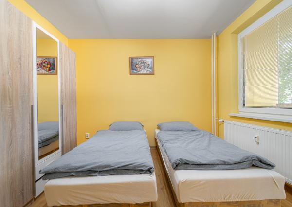 2 izbový byt, s 2 balkónmi