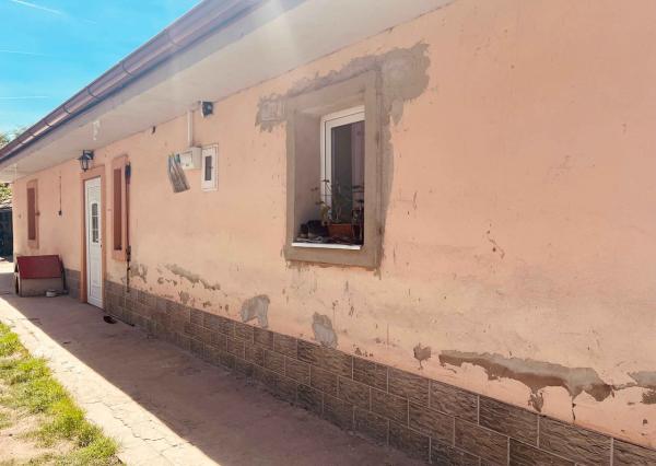 Na predaj rodinný dom, 493 m2, Školská ulica, Zemianska Olča, okres Komárno