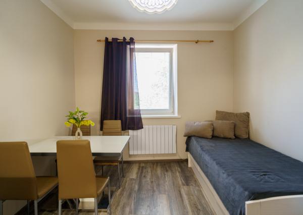 Prenájom, krásny 1-izbový byt v centre Piešťan, Sládkovičova ulica, 33 m2