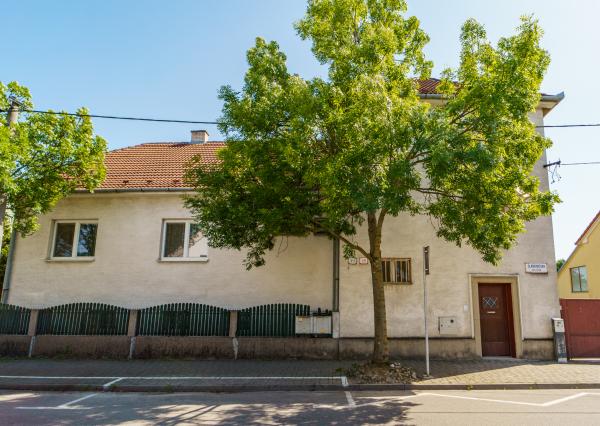 Prenájom, krásny 1-izbový byt v centre Piešťan, Sládkovičova ulica, 33 m2
