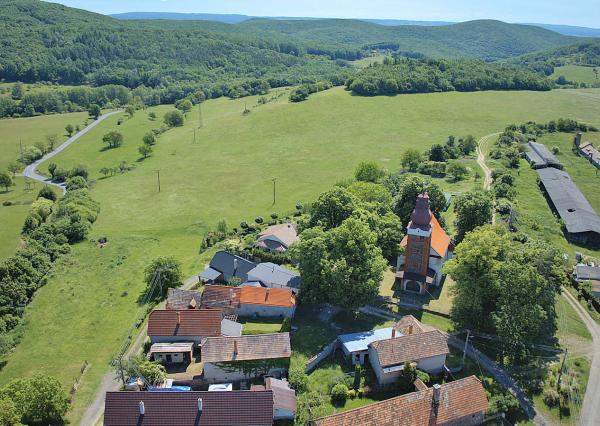 Žibritov – menší RD v Štiavnických vrchoch