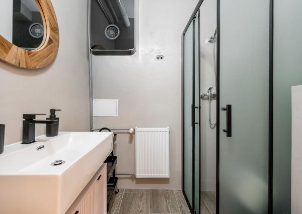 Ponúkam na prenájom veľmi pekný 1,5-izbový byt na Alžbetinej ulici v Košiciach