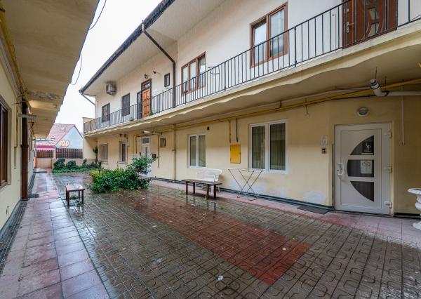 Ponúkam na prenájom veľmi pekný 1,5-izbový byt na Alžbetinej ulici v Košiciach