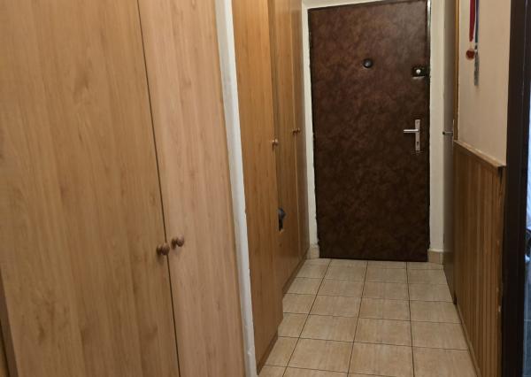 Exkluzívna ponuka! Ponúkam na predaj 2 izbový byt s balkónom v Poprade, časť sídlisko Západ na ul. 29. Augusta