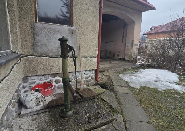 REZERVOVANÉ - Exkluzívne na predaj rodinný dom po čiastočnej rekonštrukcii v obci Holumnica, okres Kežmarok