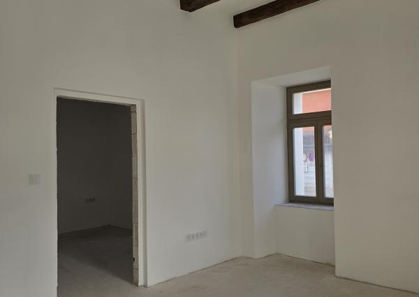 REZERVOVANÉ - Exkluzívne na predaj 2-izbový s parkovacím miestom v Matejovciach na ul. Smetanovej, okres Poprad