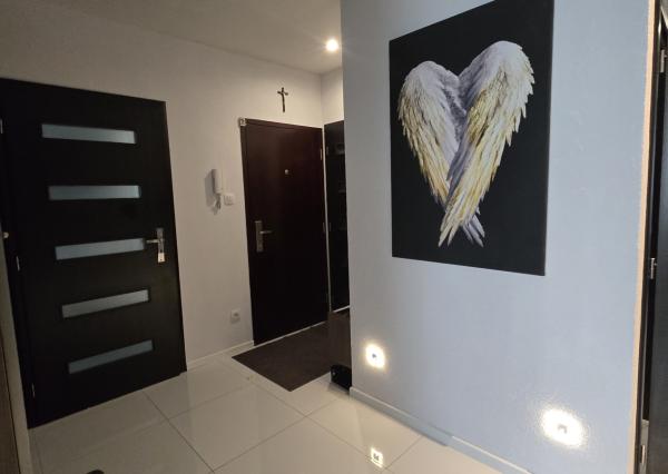 REZERVOVANÉ - Exkluzívne na predaj 4-izbový nadštandardný  byt s balkónom v Poprade na  ulici Šrobárovej