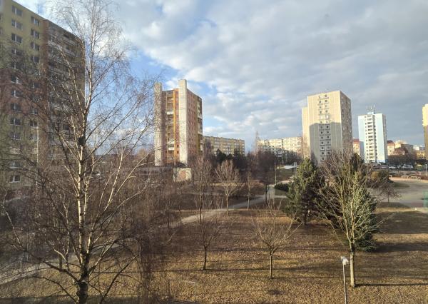 REZERVOVANÉ - Exkluzívne na predaj 4-izbový nadštandardný  byt s balkónom v Poprade na  ulici Šrobárovej