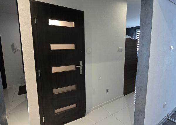 REZERVOVANÉ - Exkluzívne na predaj 4-izbový nadštandardný  byt s balkónom v Poprade na  ulici Šrobárovej