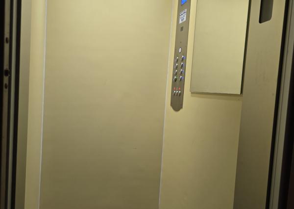 REZERVOVANÉ - Exkluzívne na predaj 4-izbový nadštandardný  byt s balkónom v Poprade na  ulici Šrobárovej