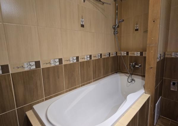 Exkluzívna ponuka! Ponúkam na predaj 4-izbový byt s balkónom v Poprade ul. Suchoňova