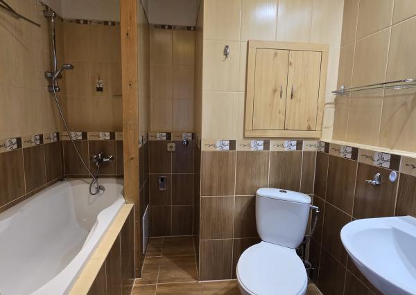 Exkluzívna ponuka! Ponúkam na predaj 4-izbový byt s balkónom v Poprade ul. Suchoňova